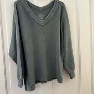 Aerie Ove This Moment S shirt grey/green color.
